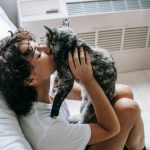 Do cats actually love their owners
